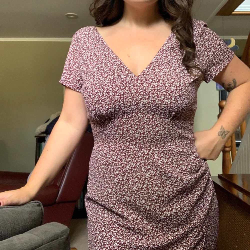 New Abercrombie & Fitch Floral midi dress